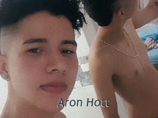 Aron_Hott