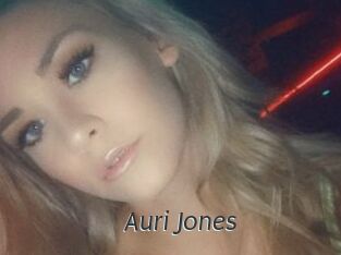 Auri_Jones