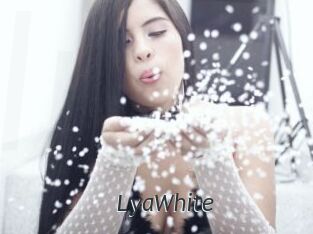 LyaWhite