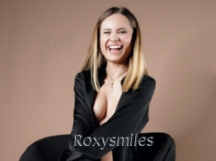 Roxysmiles