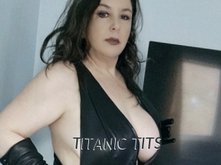 TITANIC_TITS